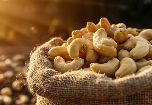 Jumbo Raw Full Cashew (Kaju) - Image 3