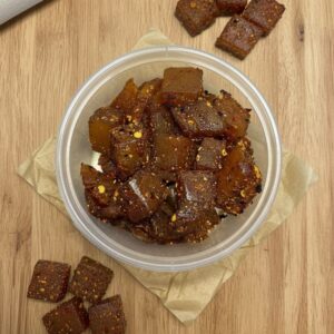 Spicy masala aam papad with chilli flakes